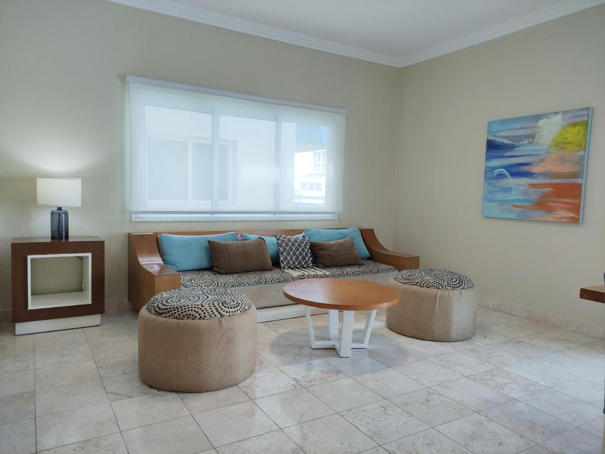 Chic Beachfront Apartment - Private Beach Access Punta Cana Exteriér fotografie